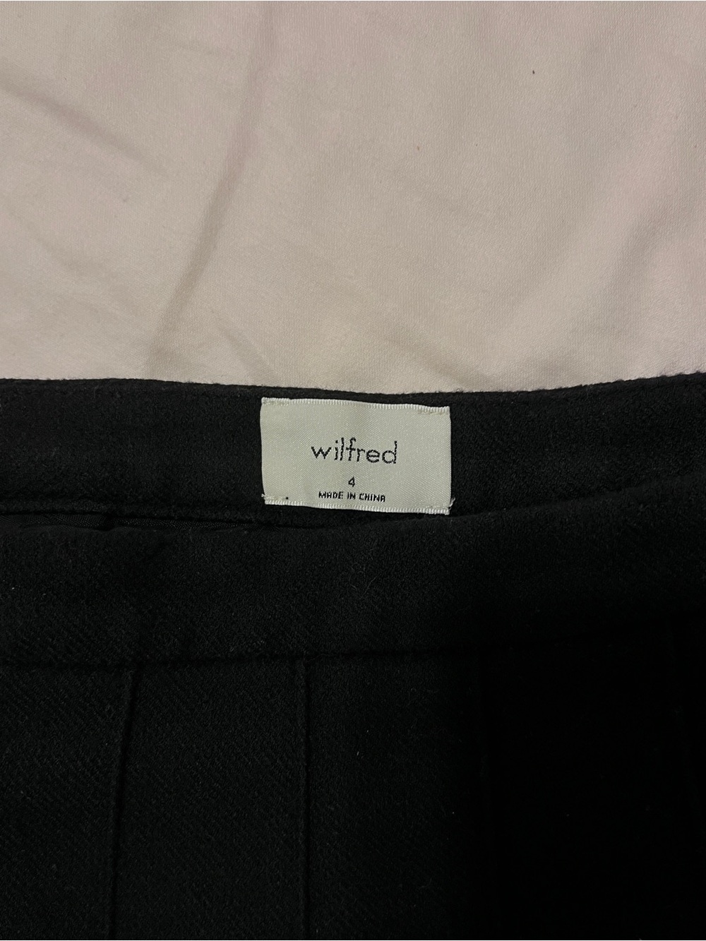 Aritzia Wilfred Juliet Skirt - Picture 3 of 5